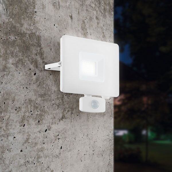 Spoljni reflektor Faedo sa senzorom - Image 4