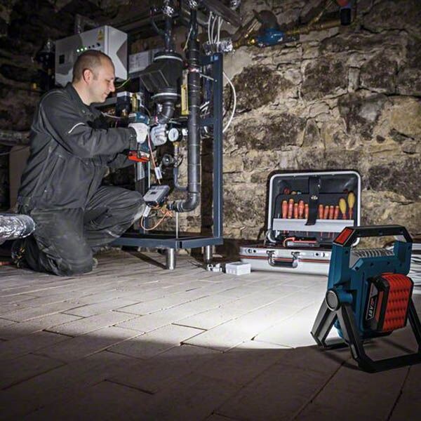 Bosch GLI 18V-1900 solo akumulatorski LED reflektor 0601446400 - Image 3