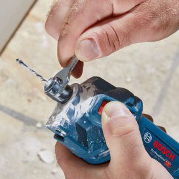 Bosch Aku testera za urezivanje/suvu gradnju GCU 18V-30 Solo (06019K8000) - Image 3